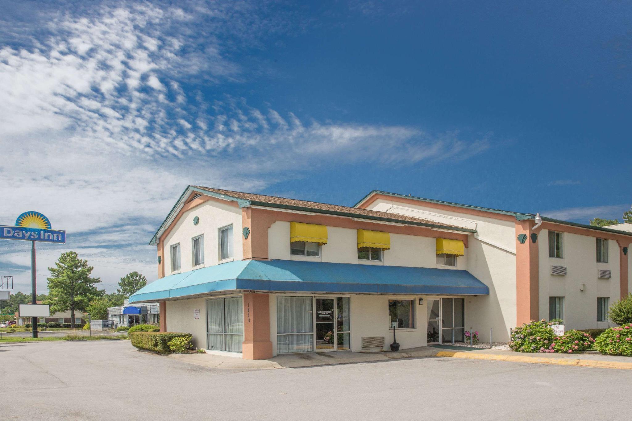Days Inn By Wyndham Хейвлок Экстерьер фото
