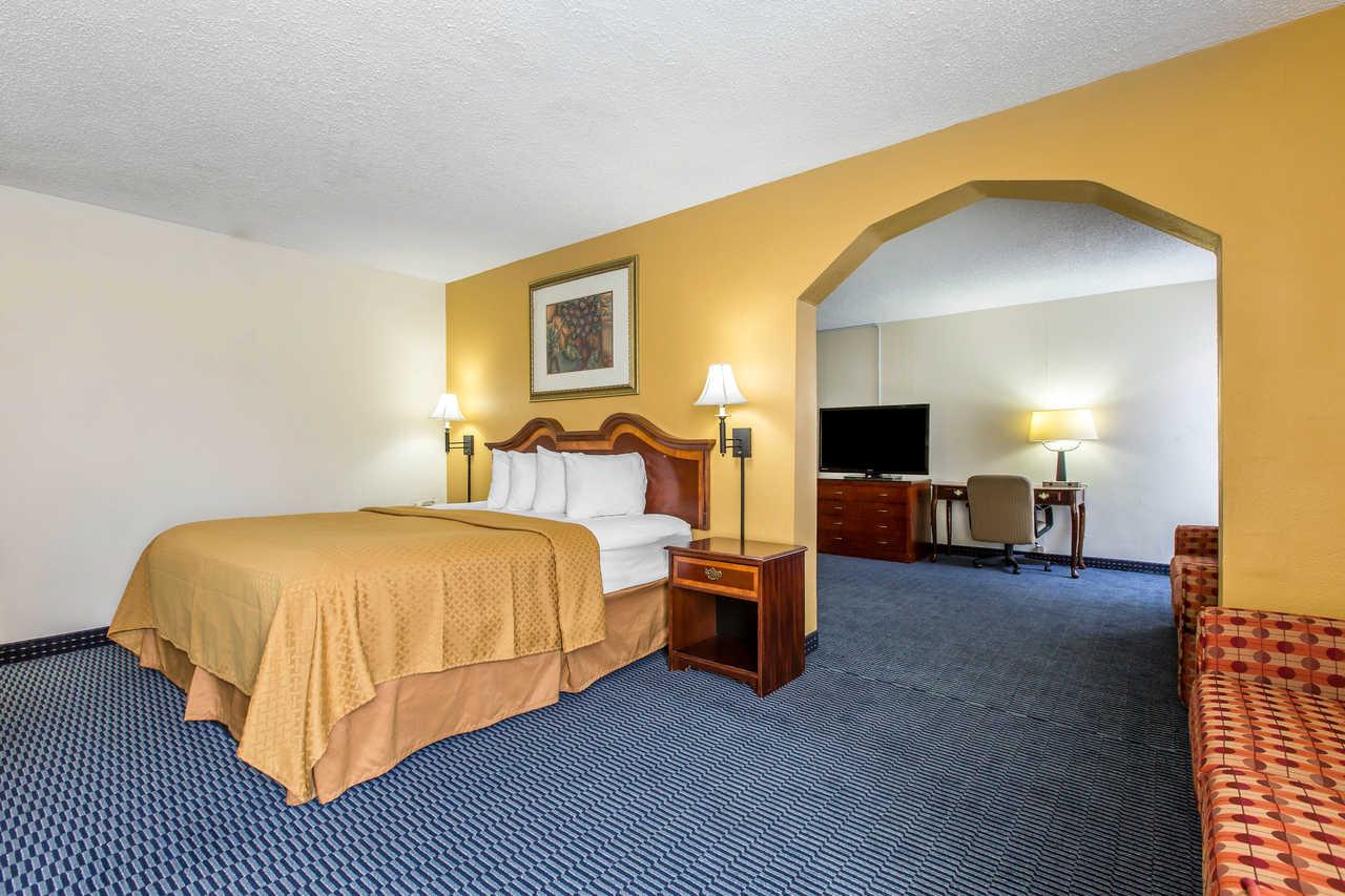 Days Inn By Wyndham Хейвлок Экстерьер фото